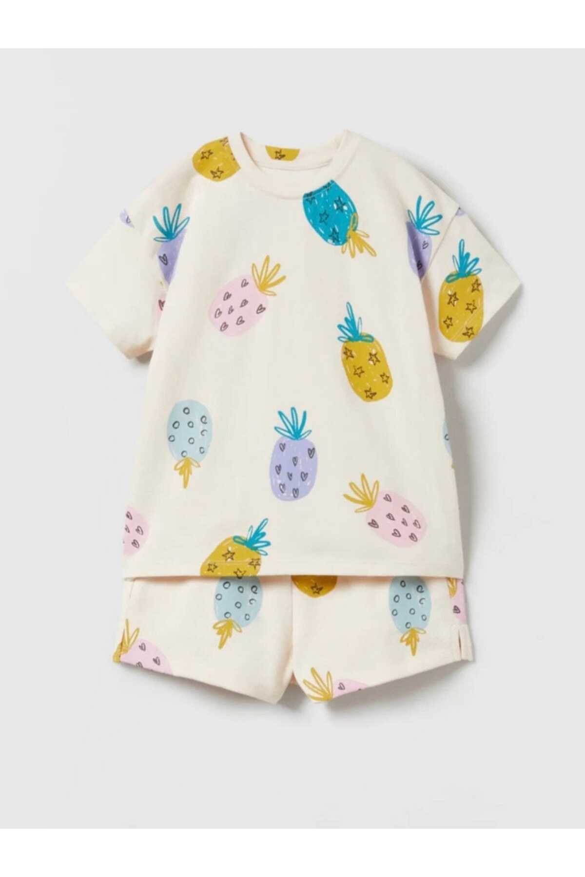 Kız çocuklar için ananas baskılı bisiklet yaka t-shirt ve şort takım - Limonlu Pamuk