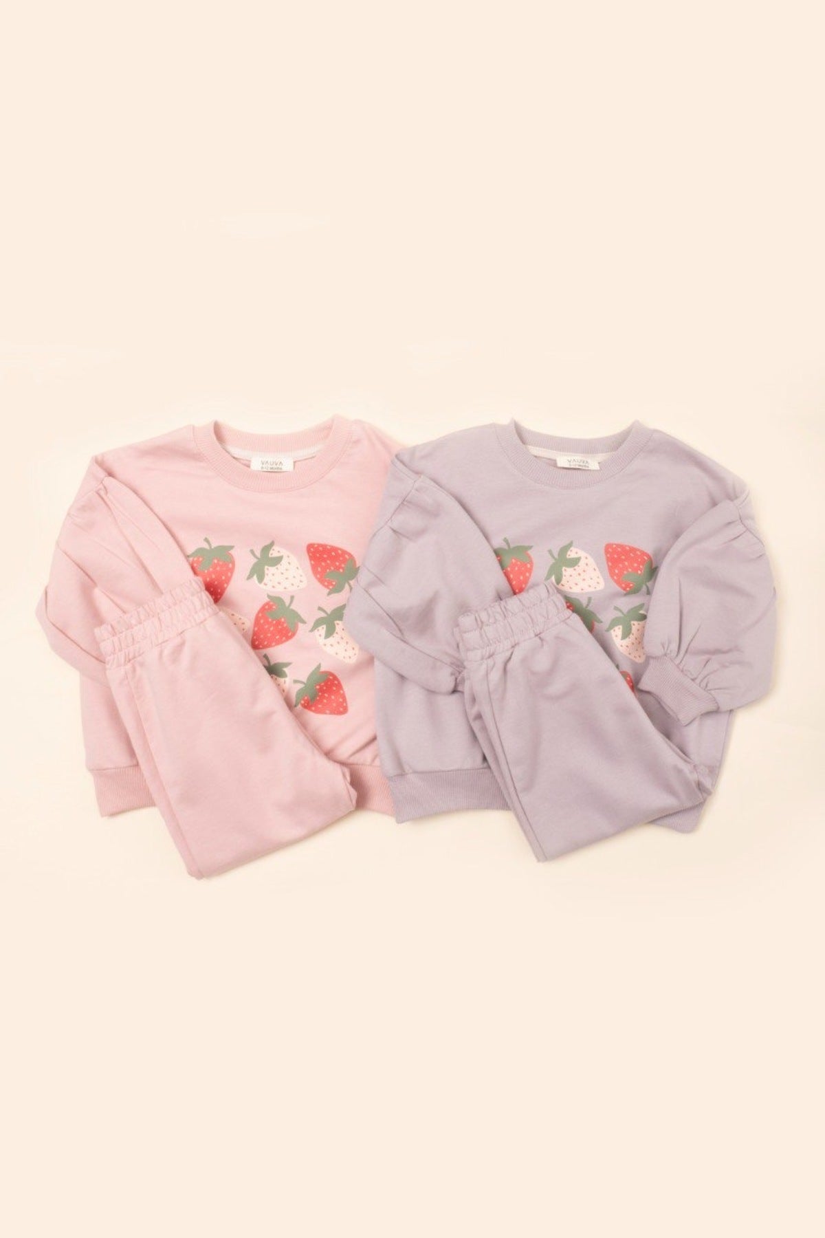Kız bebekler için ve çocuk pembe çilek desenli bisiklet yaka sweatshirt ve jogger pantolon - Limonlu Pamuk