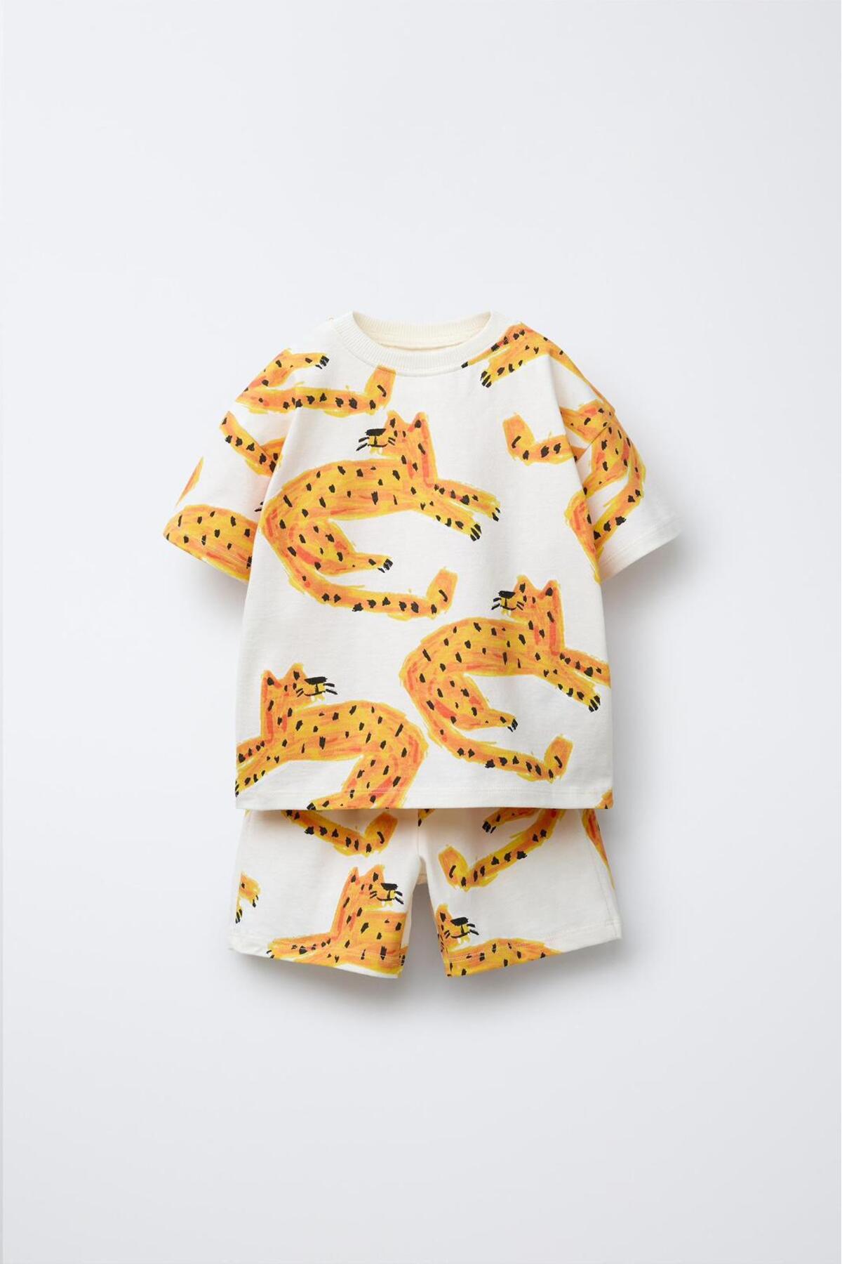 Erkek çocuklar için bisiklet yaka kaplan desenli t-shirt ve şort takım - Limonlu Pamuk