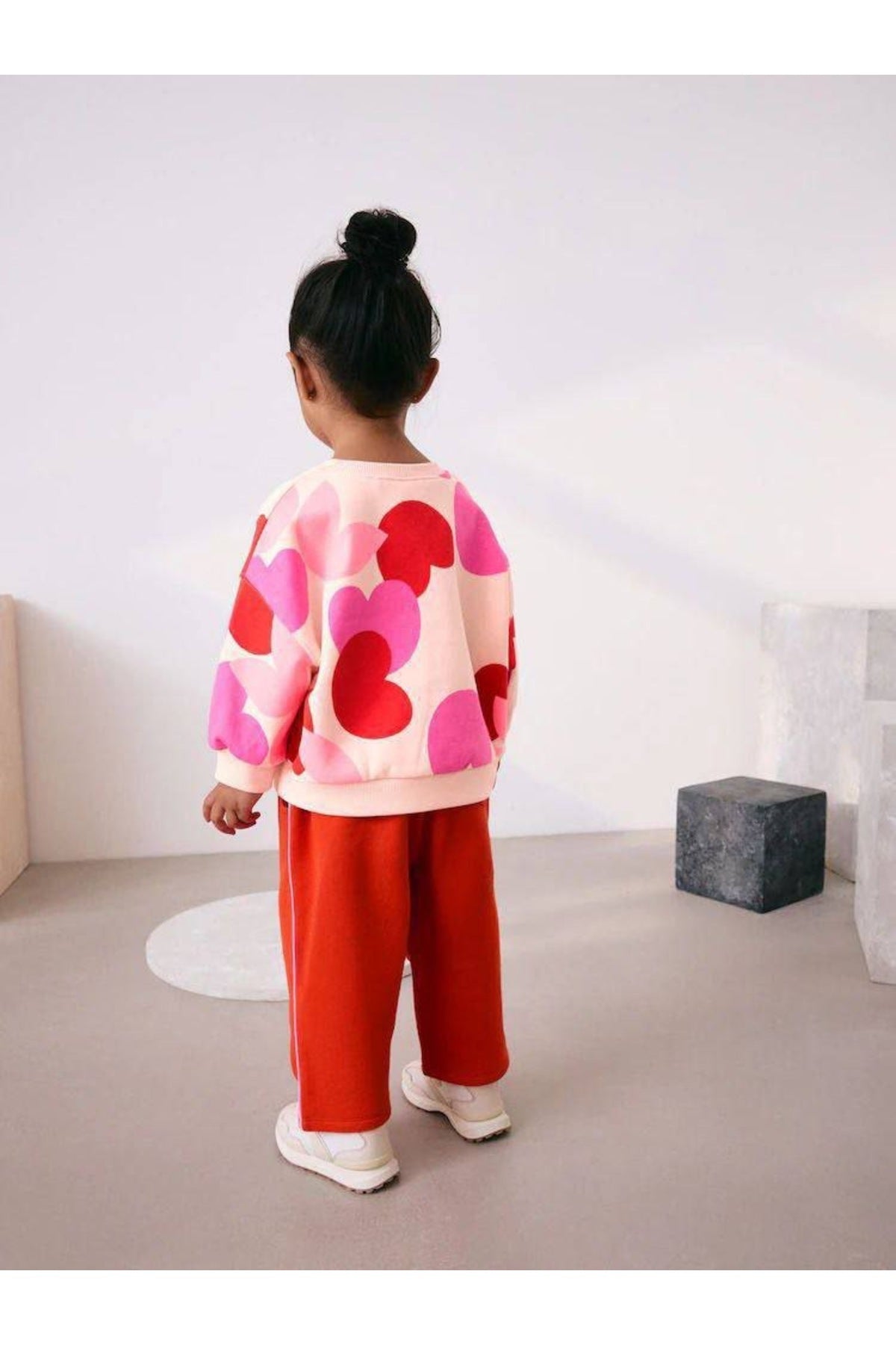 Kız çocuklar için çok renkli bisiklet yaka sweatshirt ve eşofman takım - Limonlu Pamuk