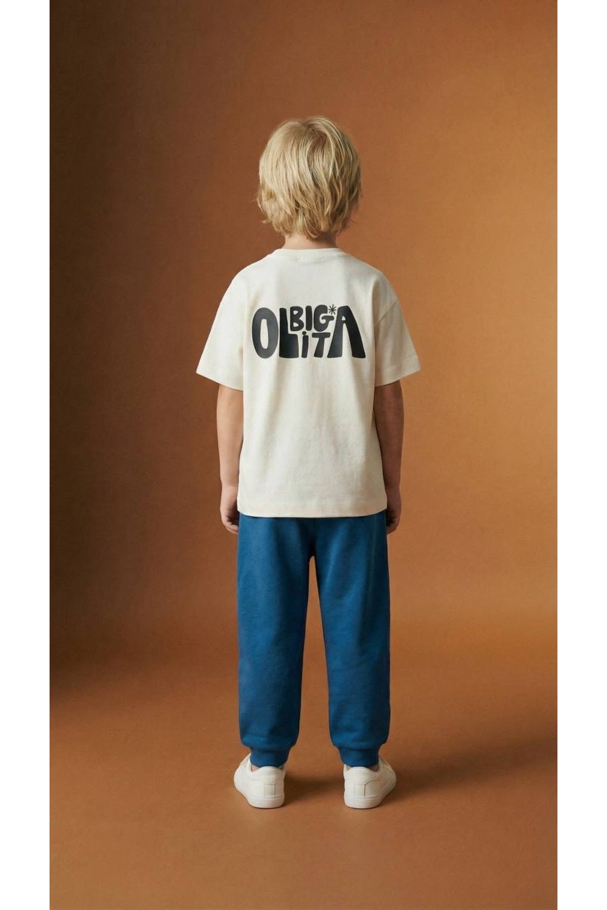 Erkek çocuklar için bisiklet yaka desenli t-shirt ve jogger pantolon - %100 pamuk - Limonlu Pamuk