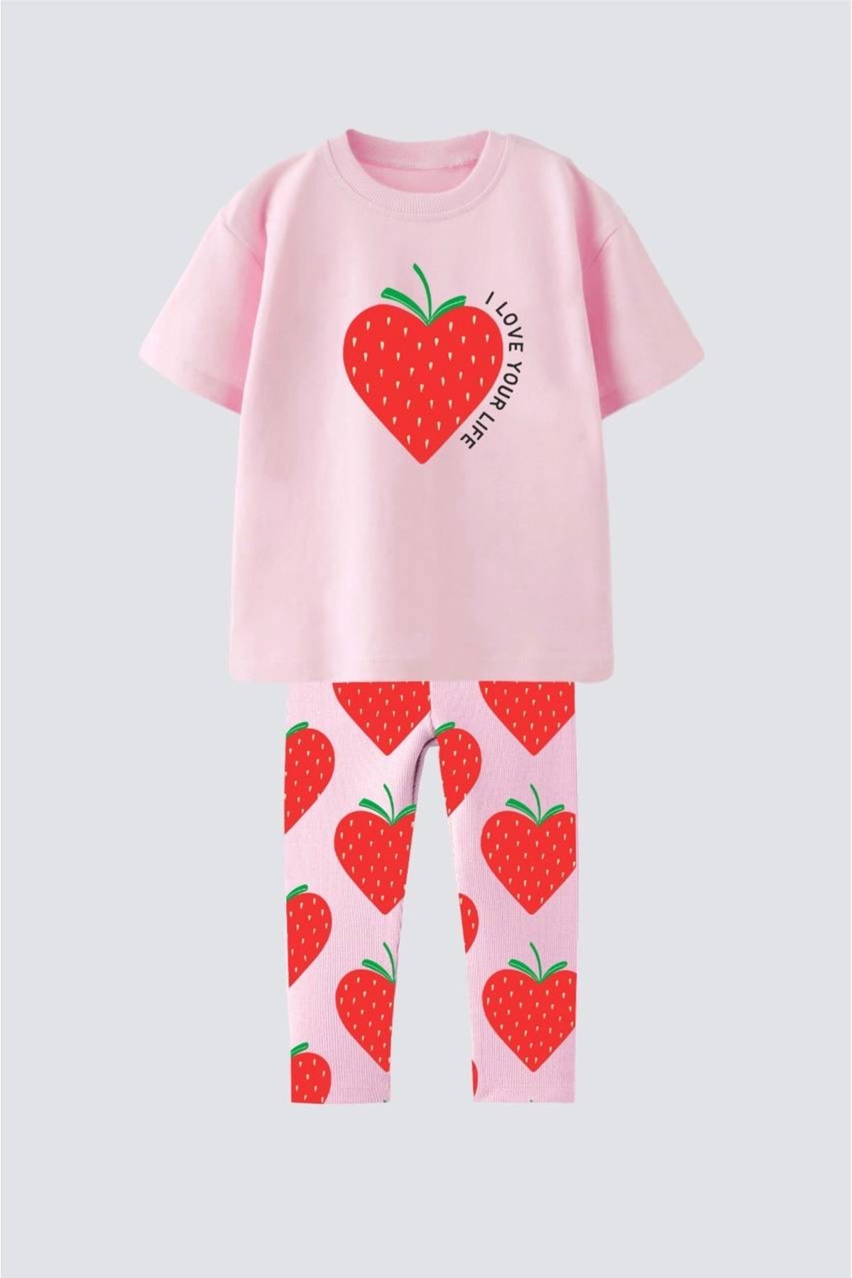 Kız çocuklar için bisiklet yaka çilek desenli t-shirt ve çilek desenli tayt takım %100 pamuk - Limonlu Pamuk