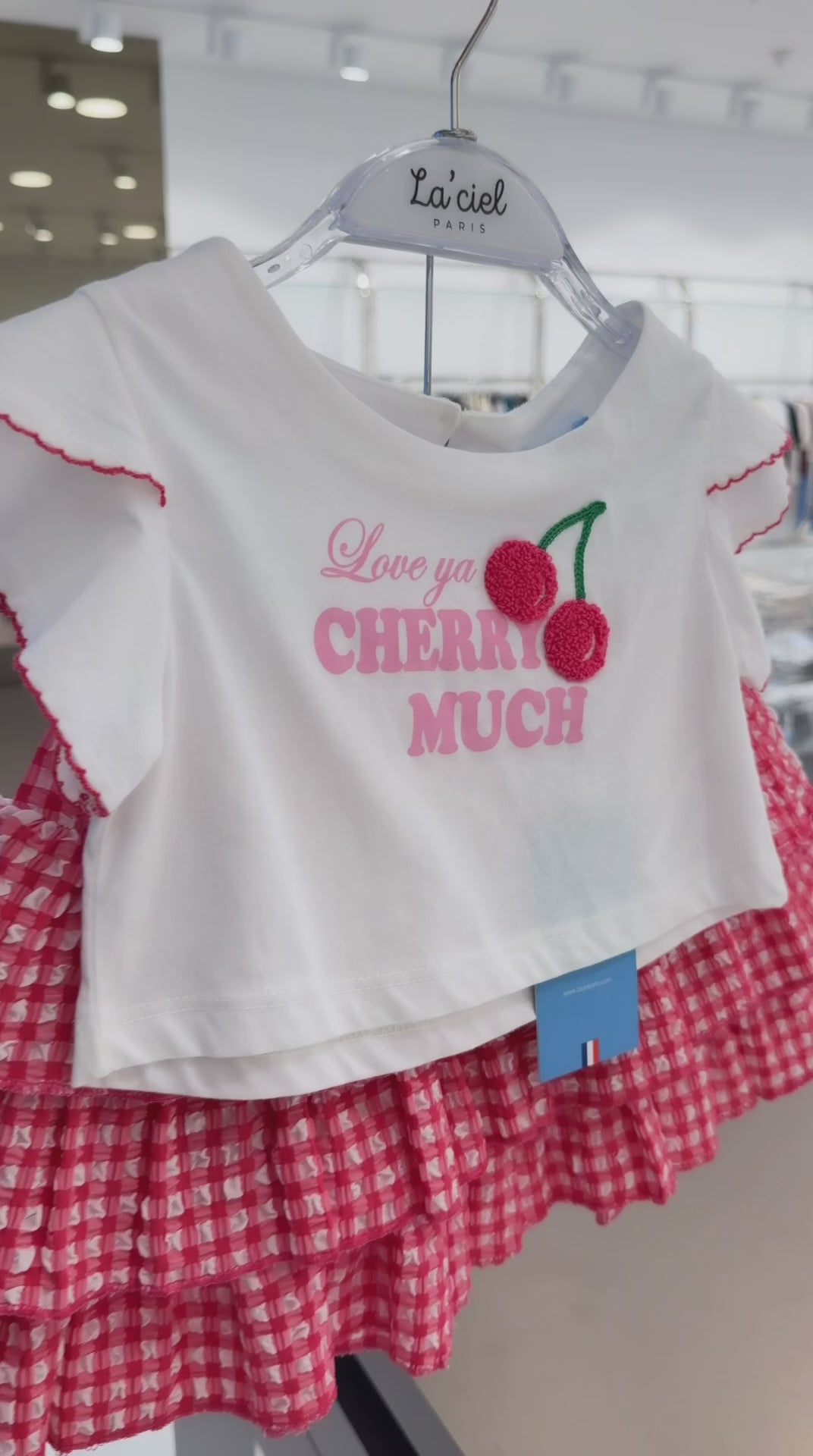 Bisiklet Yaka Pamuklu Kiraz Desenli T-shirt ve Pötikare Desenli Pembe Etek Takım